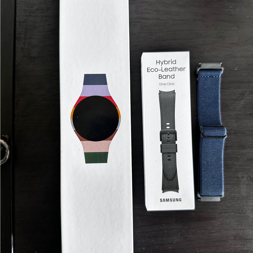 NEW Samsung Galaxy Watch6 Aluminum Smartwatch 40mm Wifi Bluetooth - Graphite